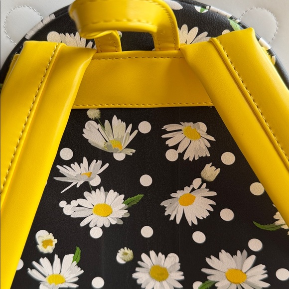Disney Loungefly Minnie Mouse Daisy Print main image 5